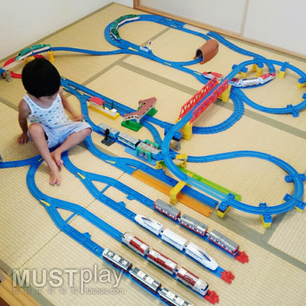 タカラトミー トミカ PALRAIL 鉄道トラック男の子のお - Hot Wheels Car Track Sets のレビューと価格